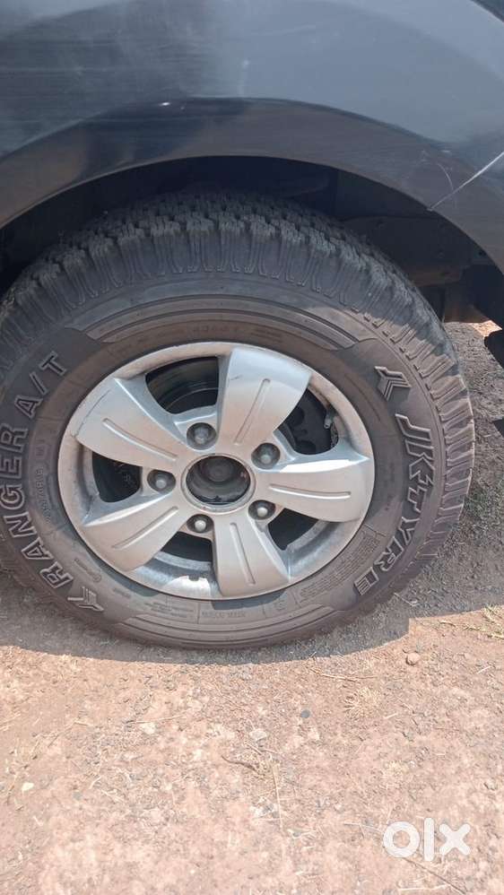 Tata Safari Storme 2017