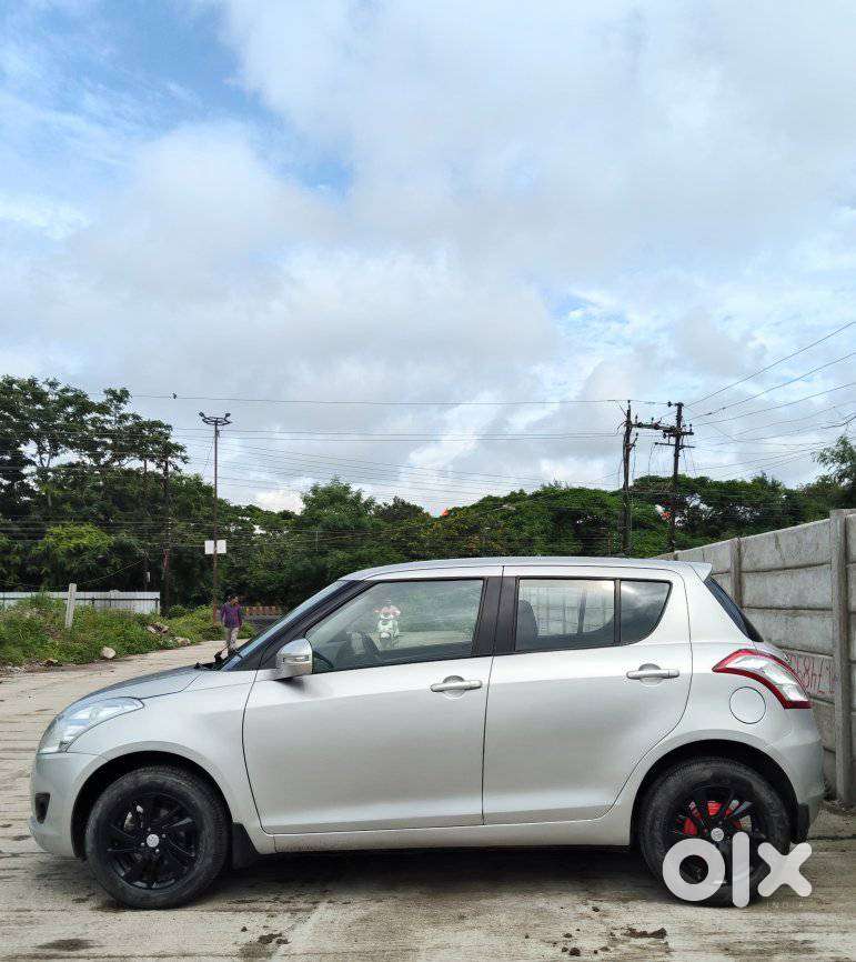Maruti Suzuki Swift Zxi, 2013, Petrol