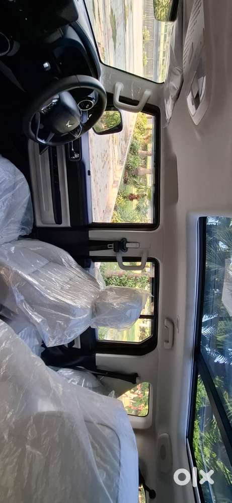 Mahindra Thar Roxx Ax7l Rwd Diesel, 2024, Diesel