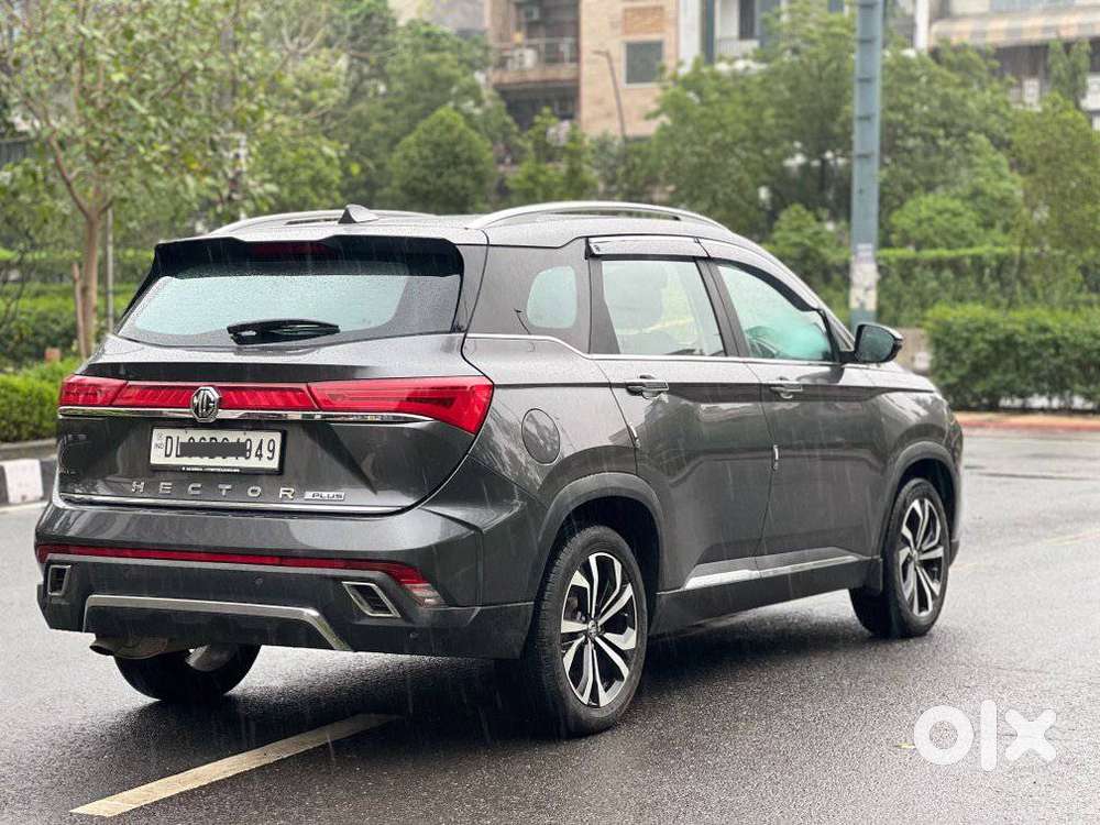 Mg Hector Plus Sharp Pro 1.5 Turbo Petrol Cvt 7 Str, 2023, Petrol
