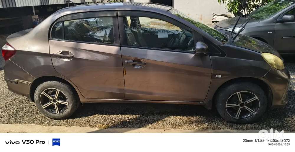 Honda Amaze 2017 Petrol 41200 Km Driven