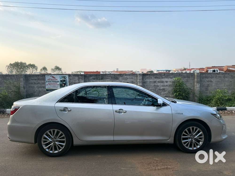 Toyota Camry Hybrid, 2018, Petrol
