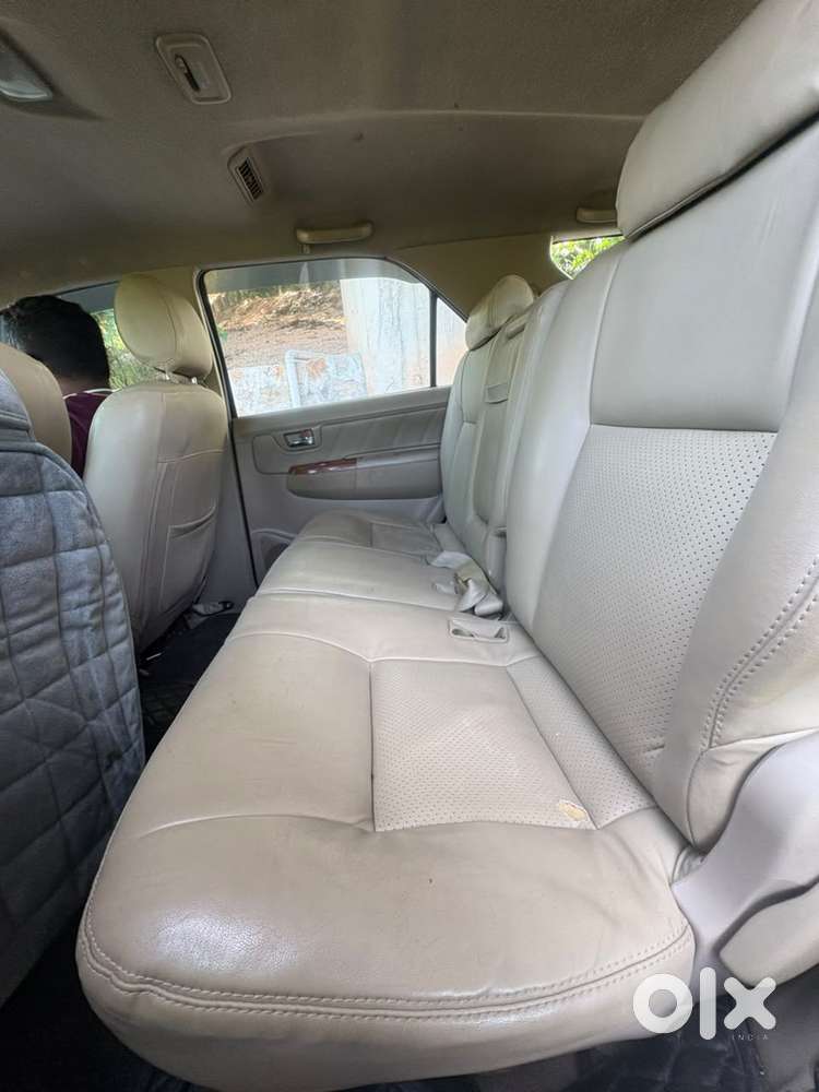 Toyota Fortuner 3.0 4x4 Manual, 2010, Diesel
