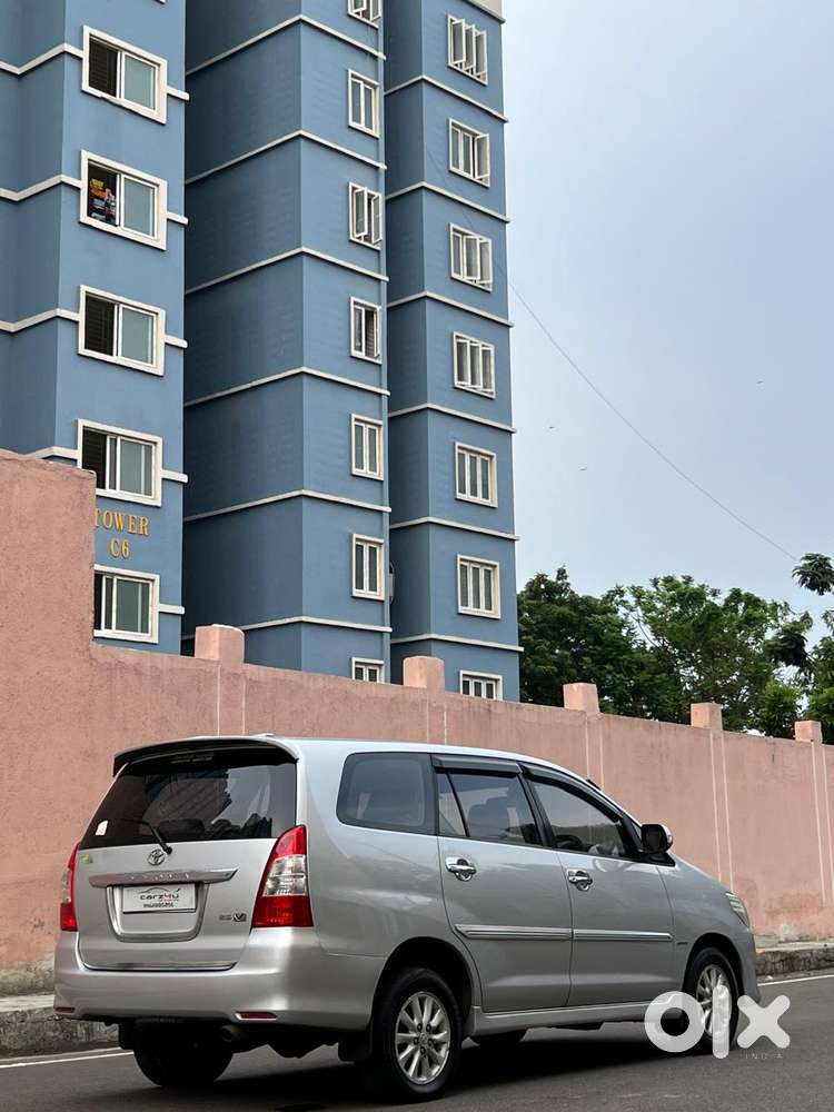 Toyota Innova 2.5 Vx 7 Seater Bs Iv, 2013, Diesel