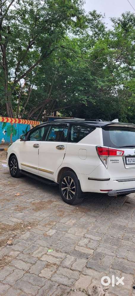 Toyota Innova Crysta [2020-ongoing] 2.4 Zx At 7 Str, 2021, Diesel