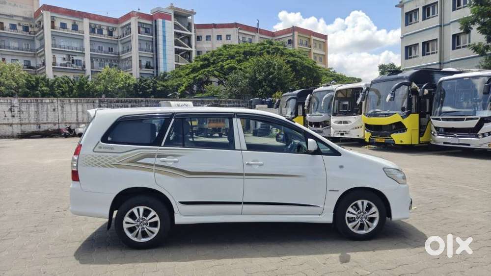Toyota Innova 2.5 Gx 7 Str Bs-iii, 2015, Diesel