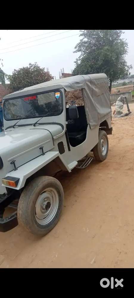 महिंद्रा मेजर जीप