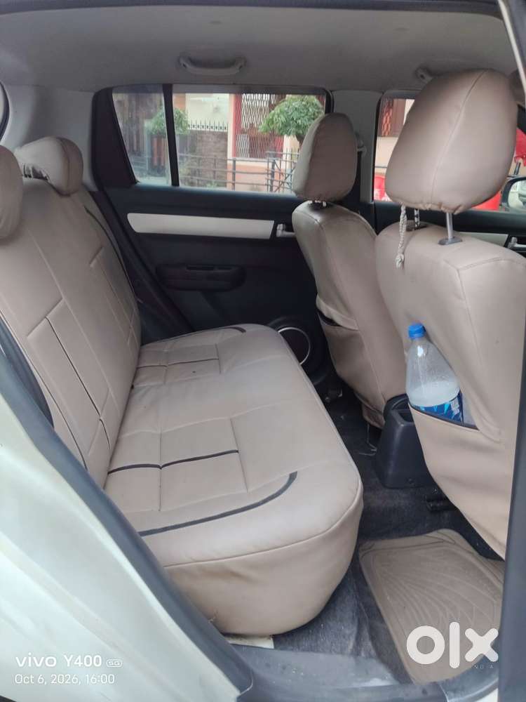 Maruti Suzuki Swift Vxi 1.2 Abs Bs-iv, 2011, Petrol