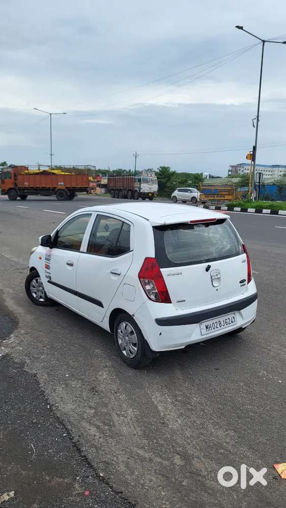 Hyundai I10 Asta Petrol Automatic With Sunroof