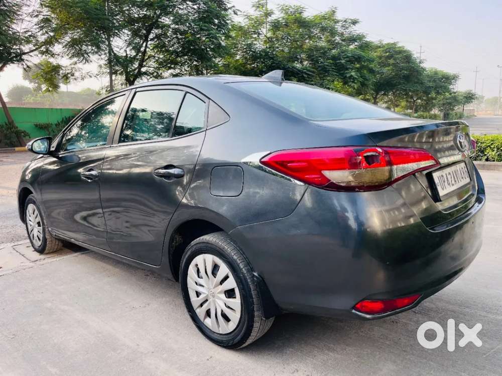 Toyota Yaris G Cvt, 2018, Petrol