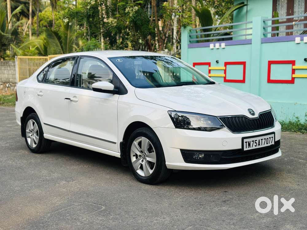 Skoda Rapid 1.0 Ambition Tsi At, 2021, Petrol