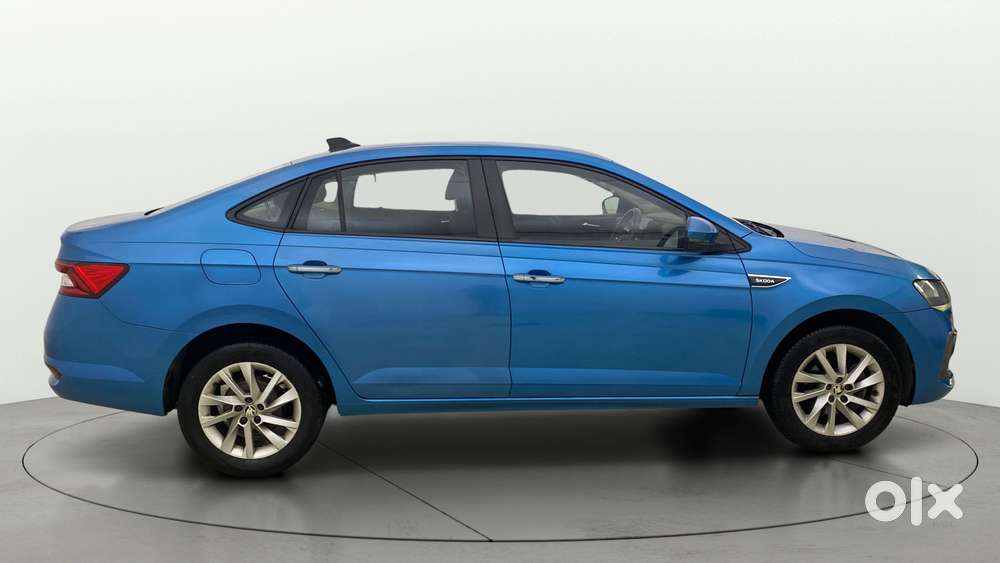 Skoda Slavia 1.0 Ambition Tsi At, 2022, Petrol