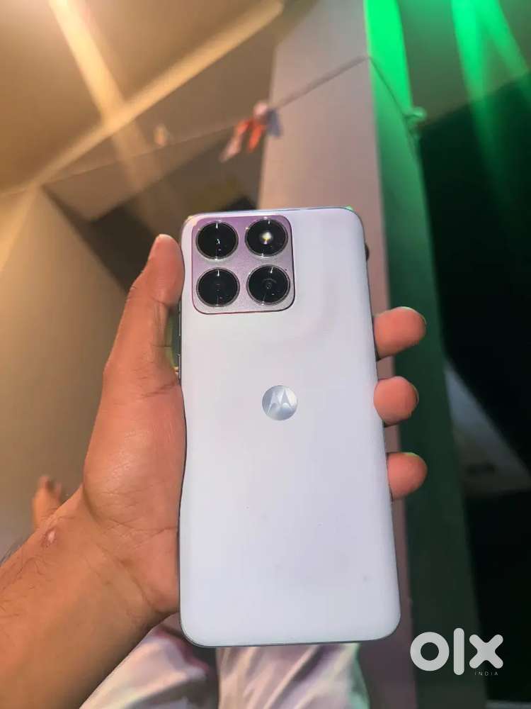 moto e70fusin with bill mint condition phone 8+128gb