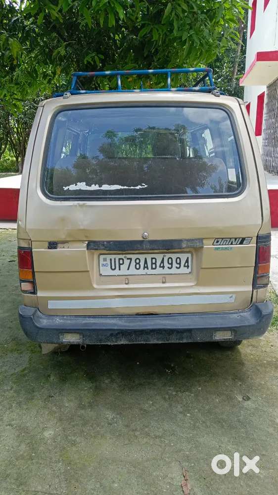 Maruti Suzuki Omni 2000