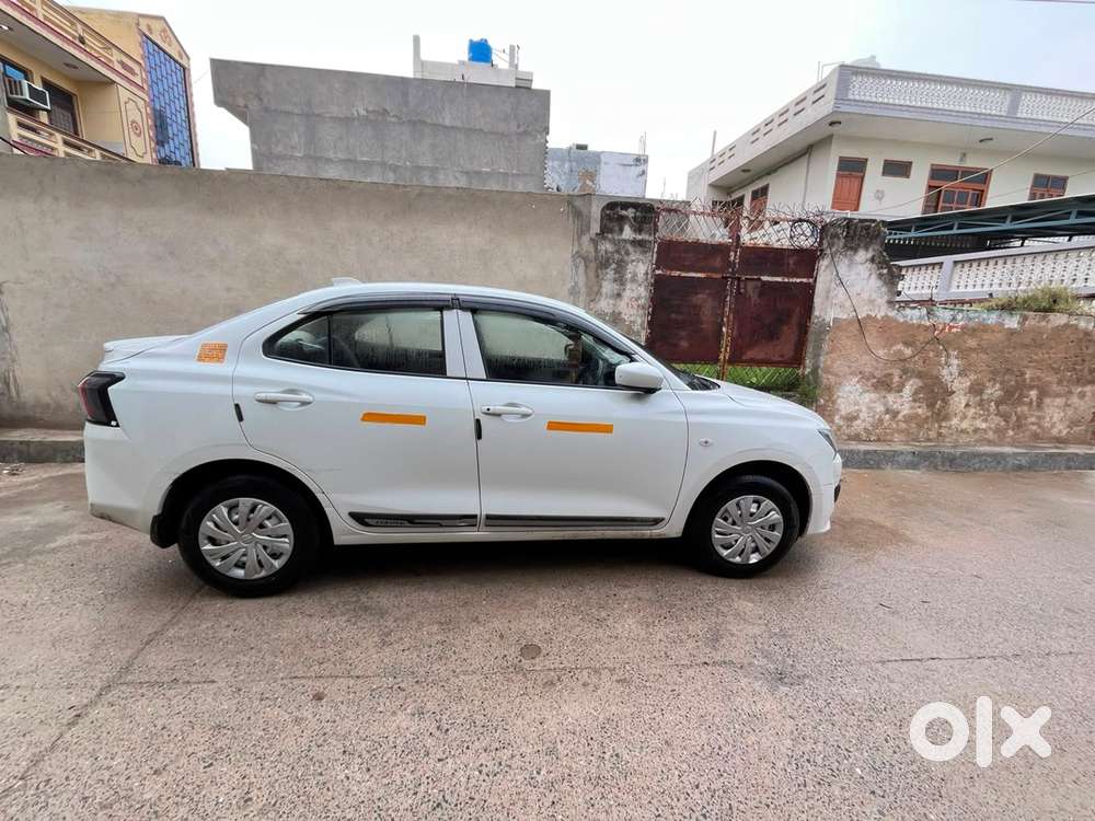 Maruti Dzire Tour 2015