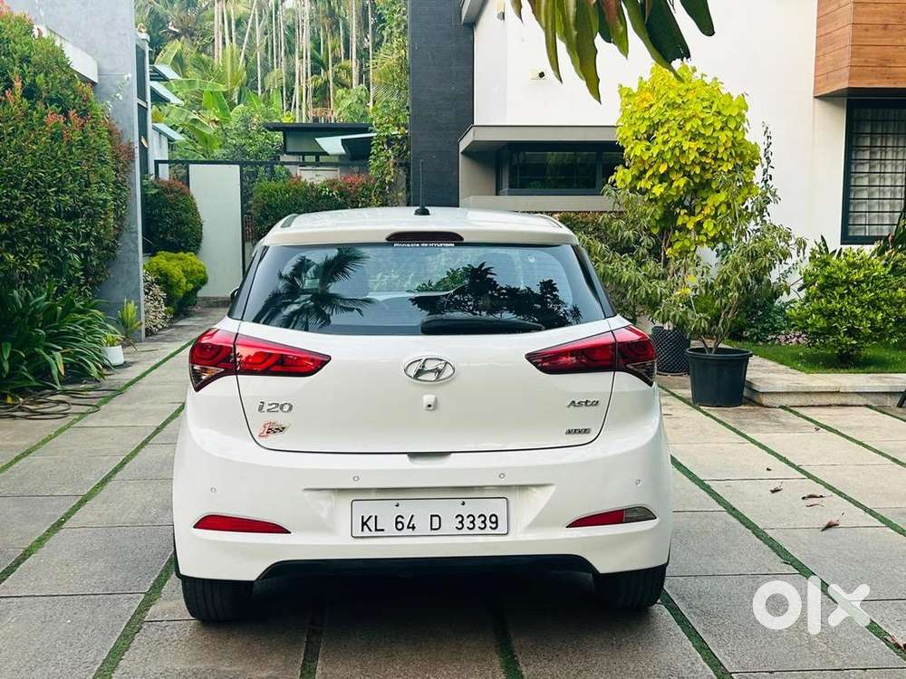 2015 Hyundai I20 Asta (o) Petrol Single Owner Just 70000 Km