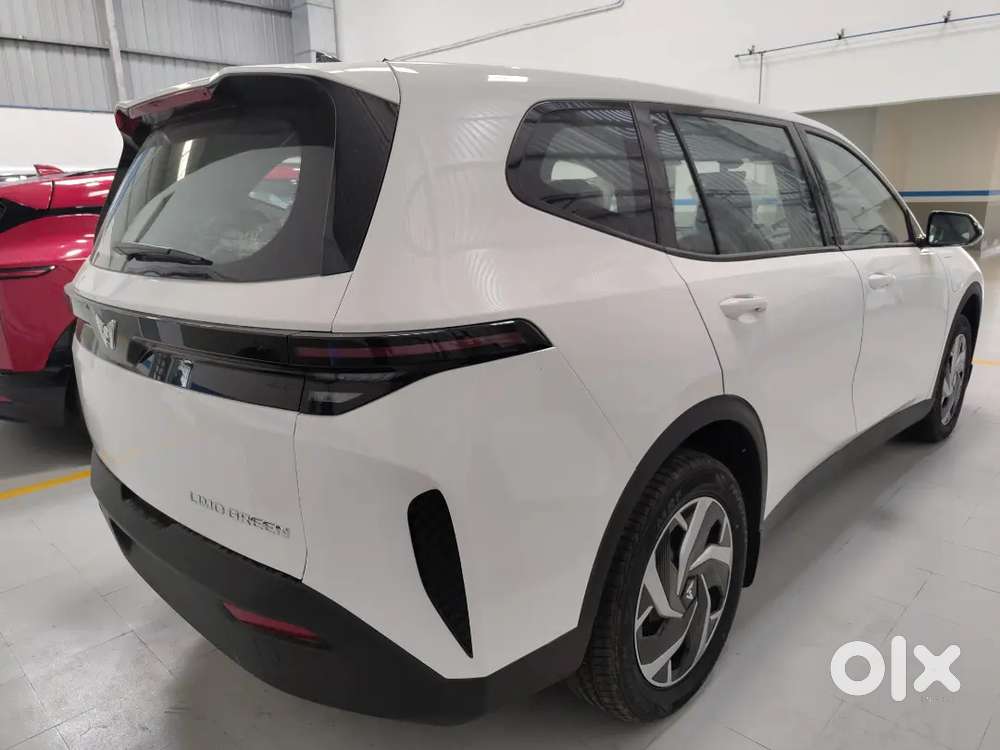 Vinfast Limo Green 2026