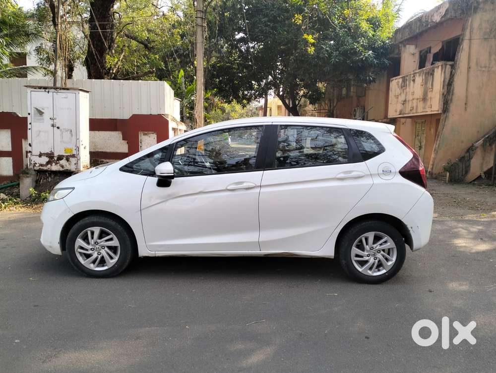 Honda Jazz V Mt Privilege, 2017, Petrol
