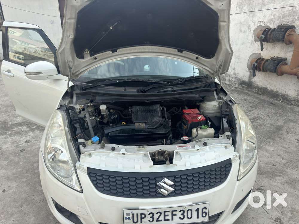 Maruti Suzuki Swift Vvt Zxi, 2012, Petrol