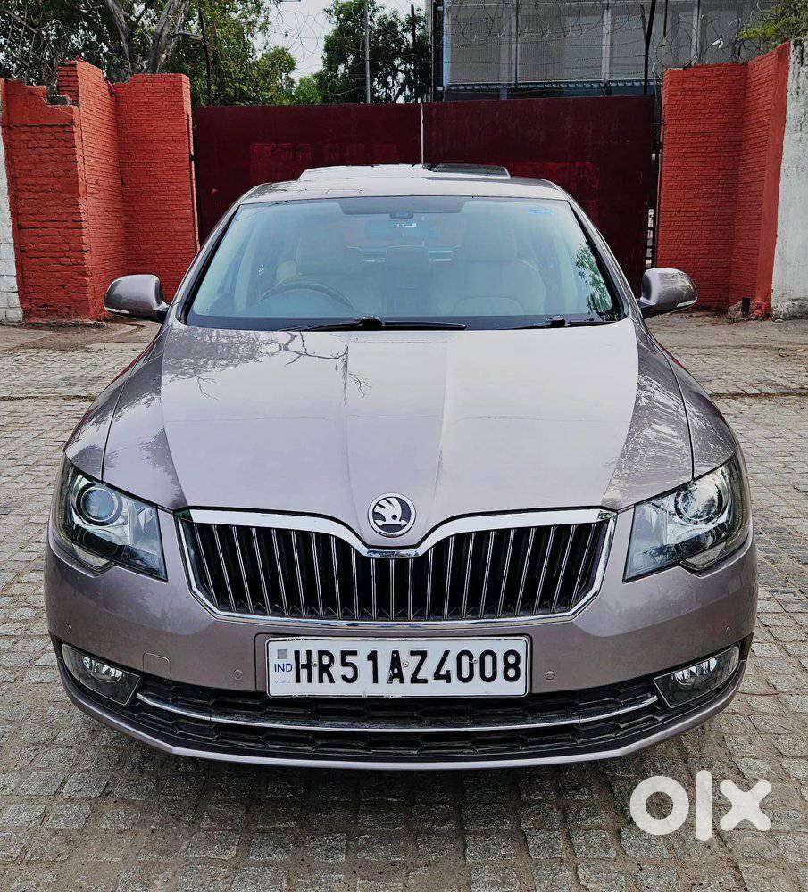 Skoda Superb 1.8 Elegance Tsi At, 2014, Petrol