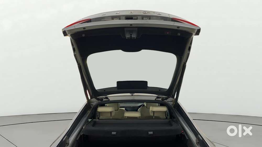 Skoda Octavia 2.0 L K Tsi At, 2022, Petrol