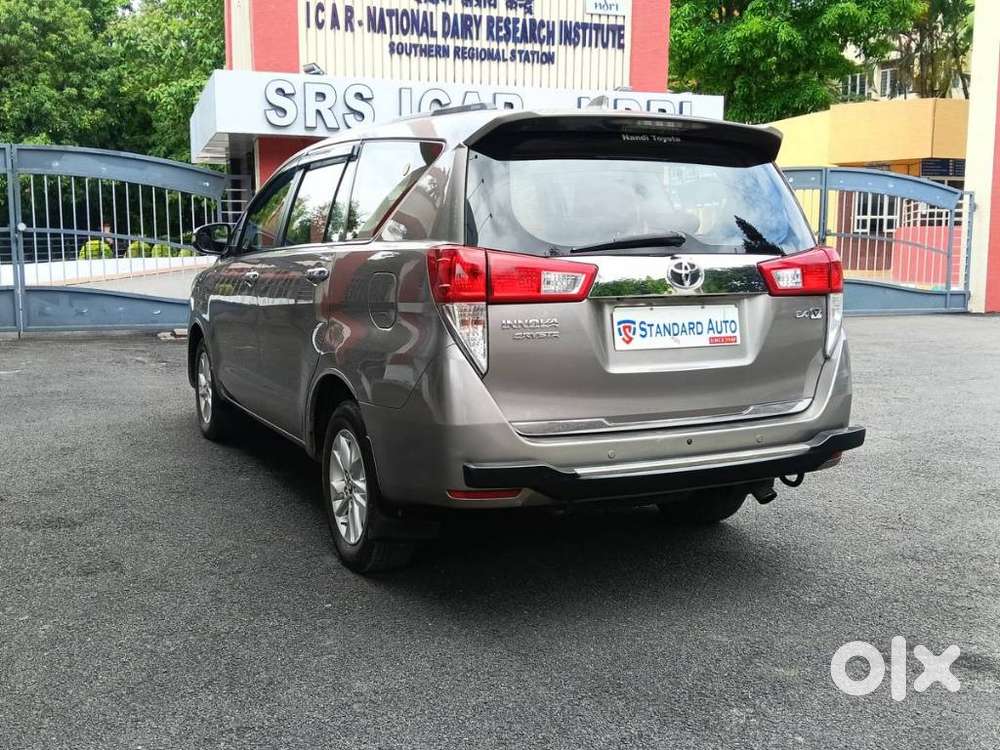 Toyota Innova Crysta 2.4 Vx Mt 8s, 2016, Diesel