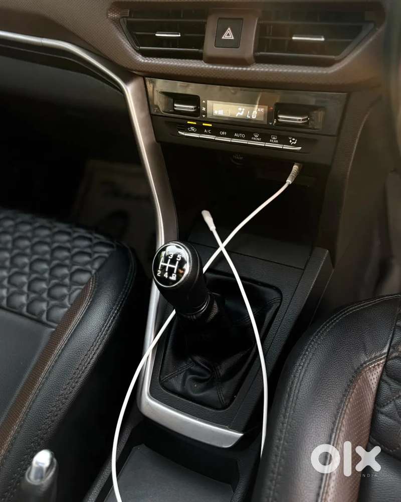 Maruti Suzuki Vitara Brezza 1.5 Zxi, 2023, Petrol