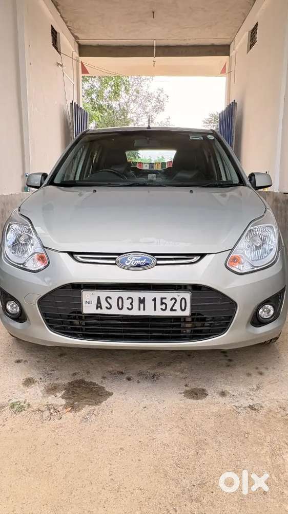 Ford Figo 2013 Petrol 33000 Km Driven