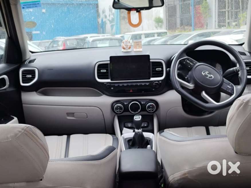 Hyundai Venue Sx Mt, 2022, Petrol