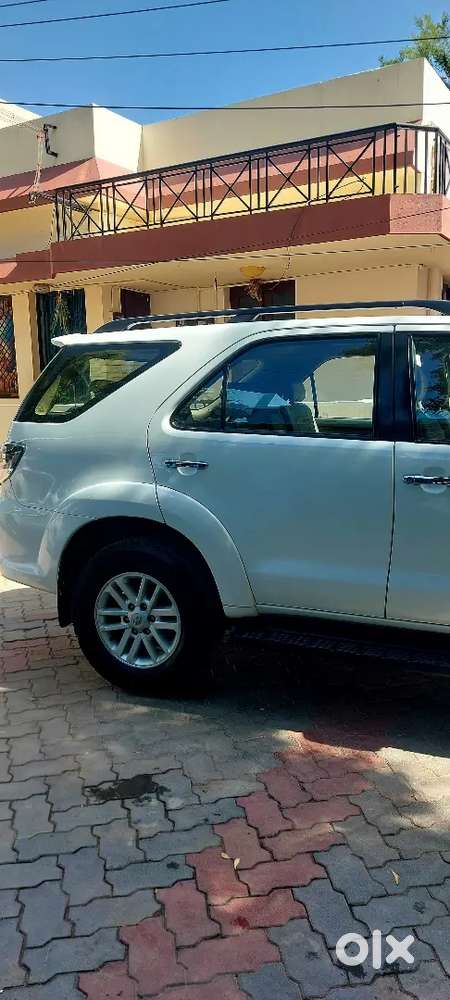Toyota Fortuner 3.0 4x2 Mt 2012 Diesel