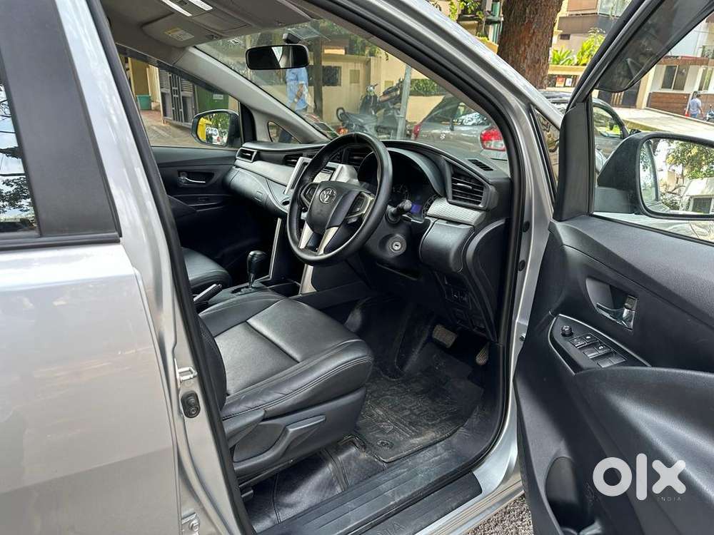 Toyota Innova Crysta 2.8 Gx At 8s, 2017, Diesel