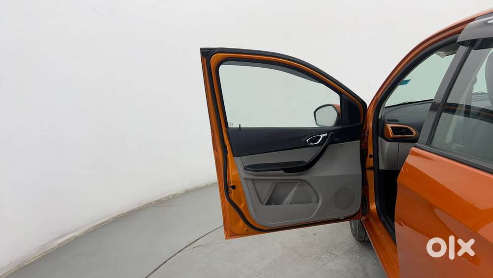 Tata Tiago 1.2 Revotron Xz Plus, 2019, Petrol