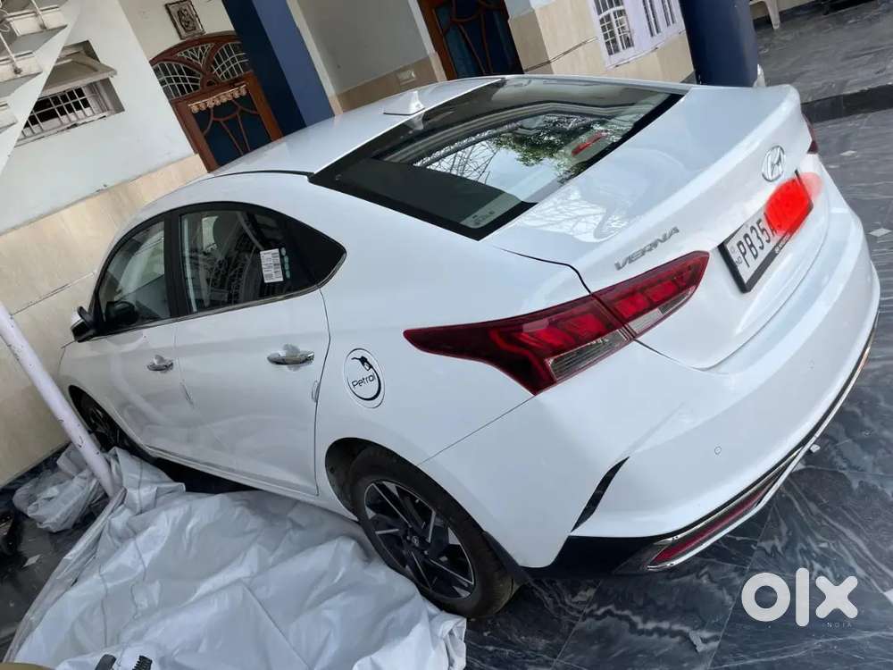 Hyundai Verna Sx(o) 1.5 Mpi Mt 2022  1st Owner  Excellent Condition