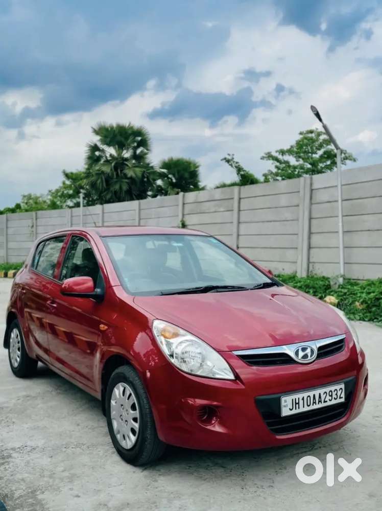 Hyundai I20 2011 – Doctor Driven, Pristine Condition(paper Till 2031)