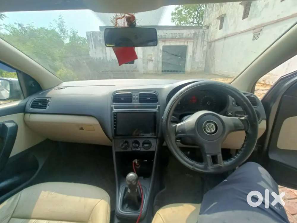 Volkswagen Polo 2013 Cng & Hybrids 90000 Km Driven