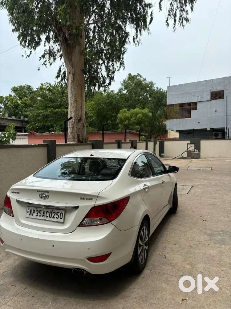 Hyundai Verna 1.6 Crdi 2015