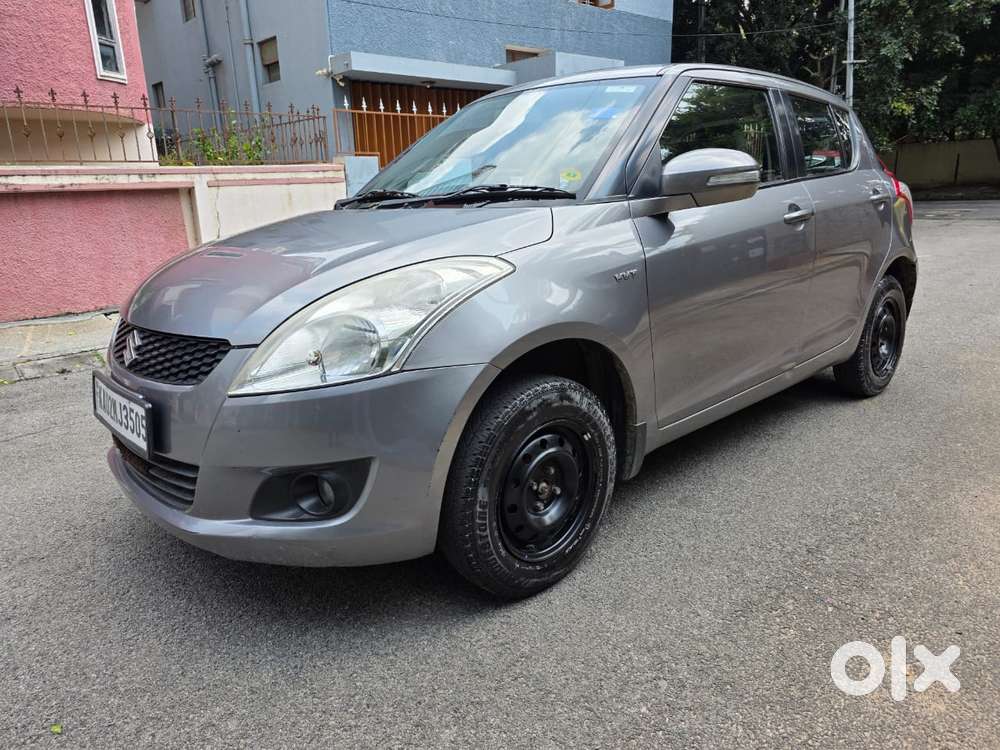 Maruti Suzuki Swift Vxi Abs Bsiv, 2014, Petrol