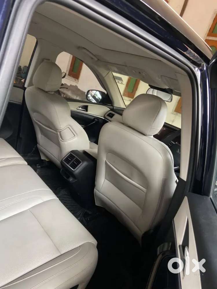 Mahindra Xuv 700 Ax7l Diesel