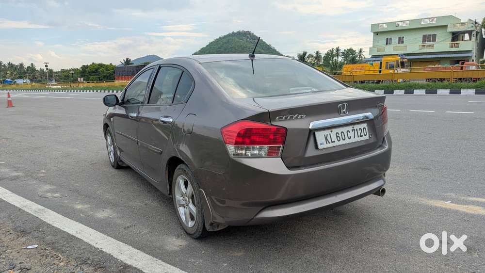 Honda City 2011-2013 V At Exclusive, 2011, Petrol