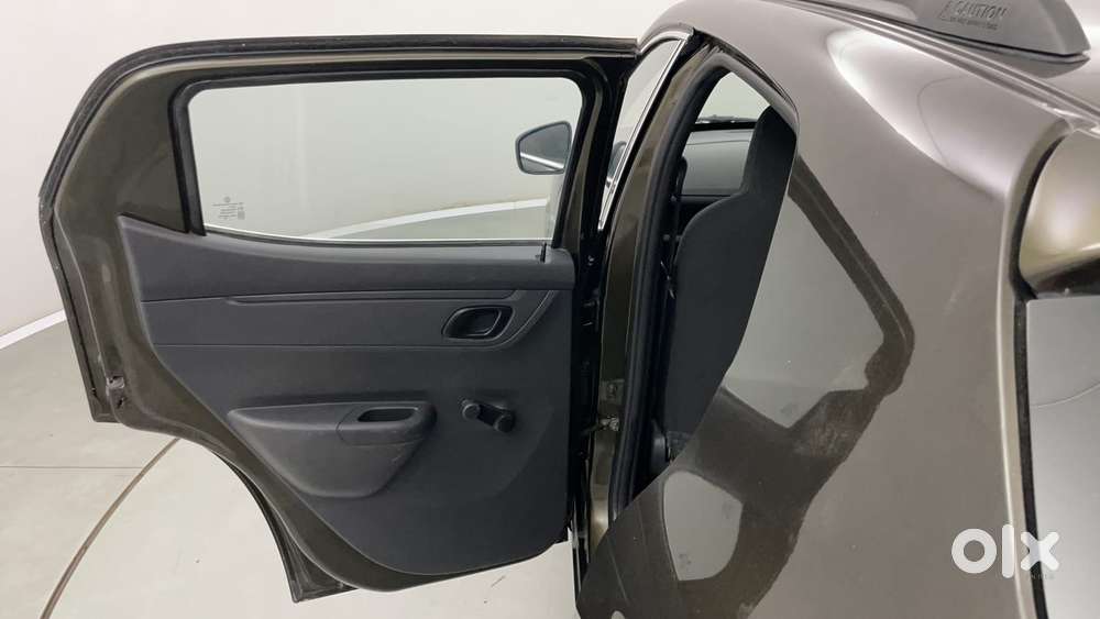 Renault Kwid 2019-ongoing 1.0 Rxt (o), 2016, Petrol