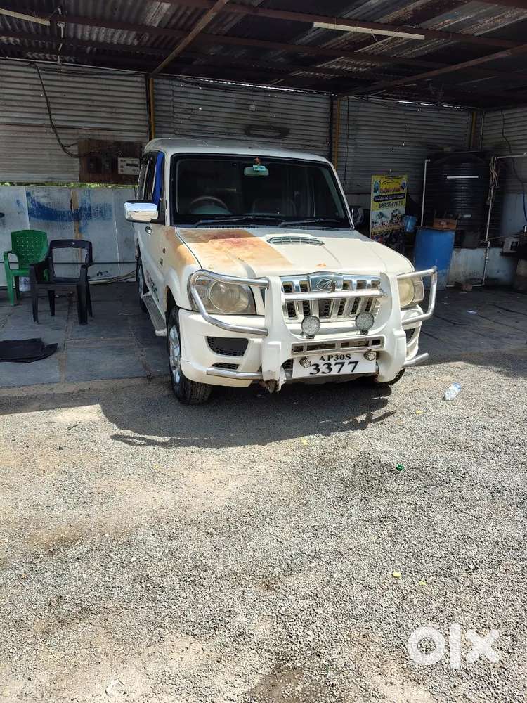 Mahindra Scorpio 2013 Diesel 200000 Km Driven