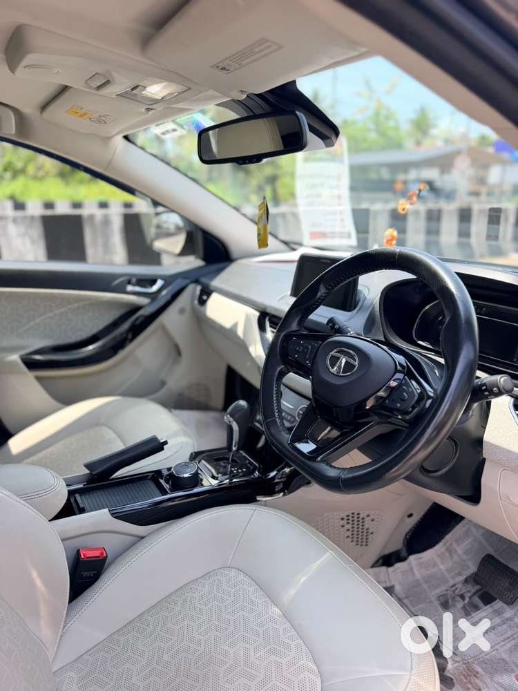 Tata Nexon 1.2 Revotron Xza Plus Dualtone, 2022, Petrol