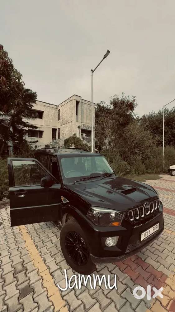 Mahindra Scorpio 2015 Diesel Classic