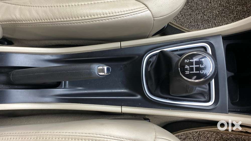 Maruti Suzuki Ciaz 1.5 Alpha Shvs Petrol, 2019, Petrol