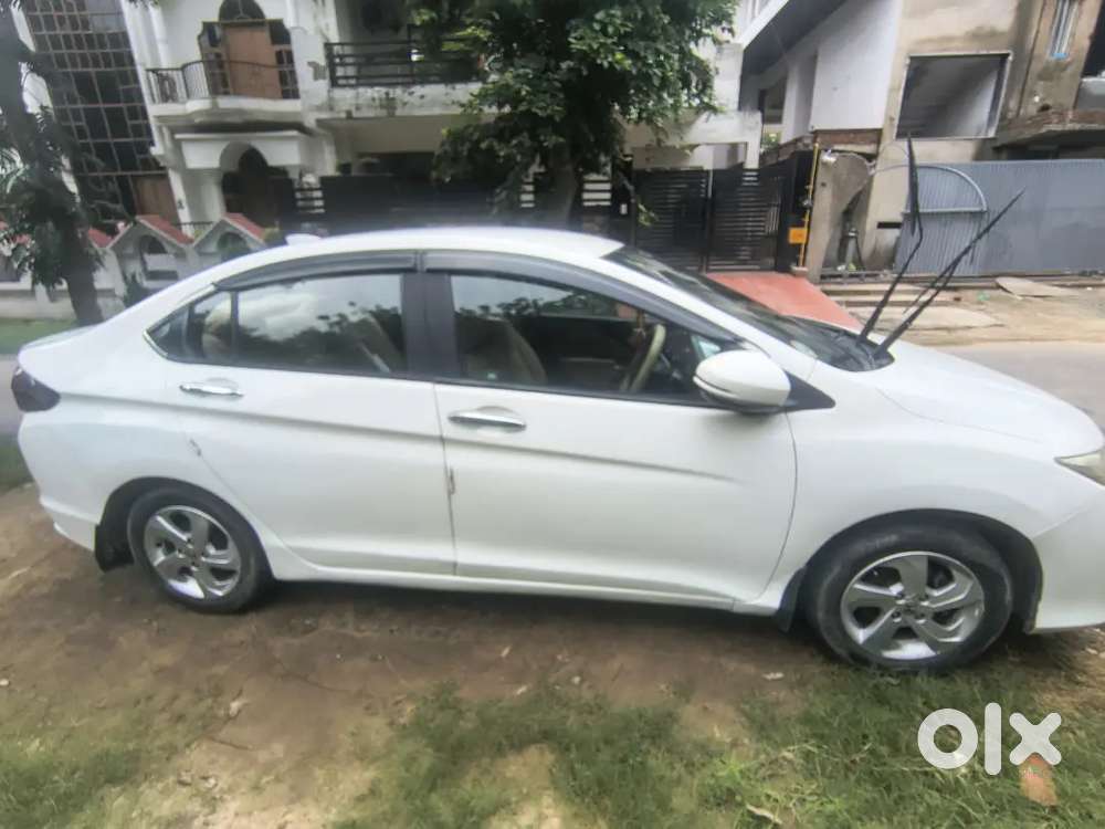2nd Owner Honda City 2015