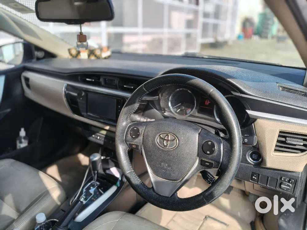 Corolla Altis 2015 Automatic