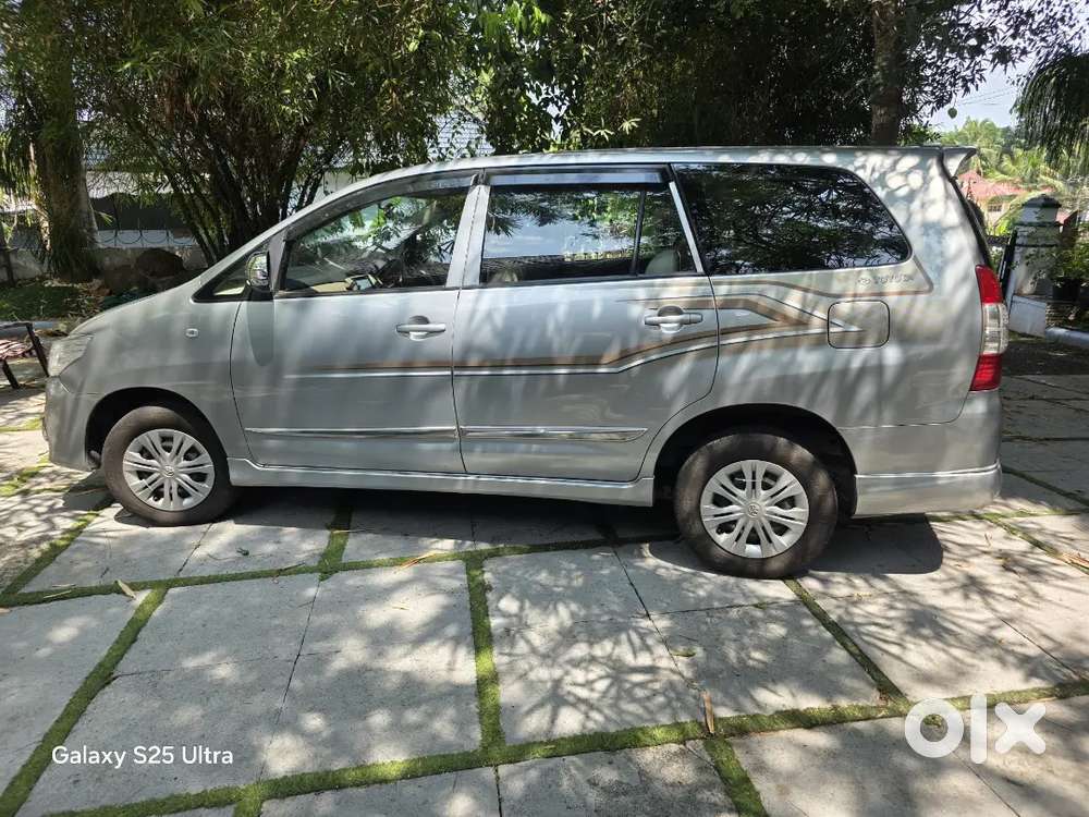 2015 Innova Orginal Kerala Reg