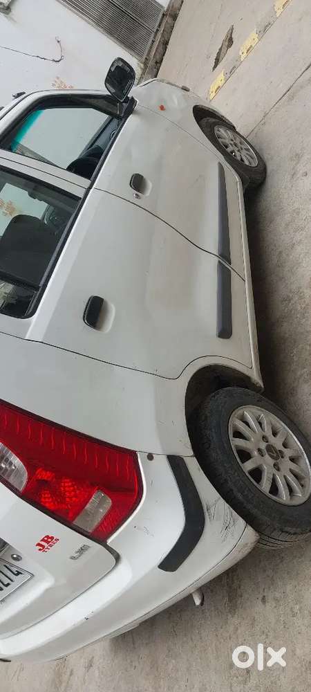 Maruti Suzuki Wagon R 2013 Petrol Manual Car
