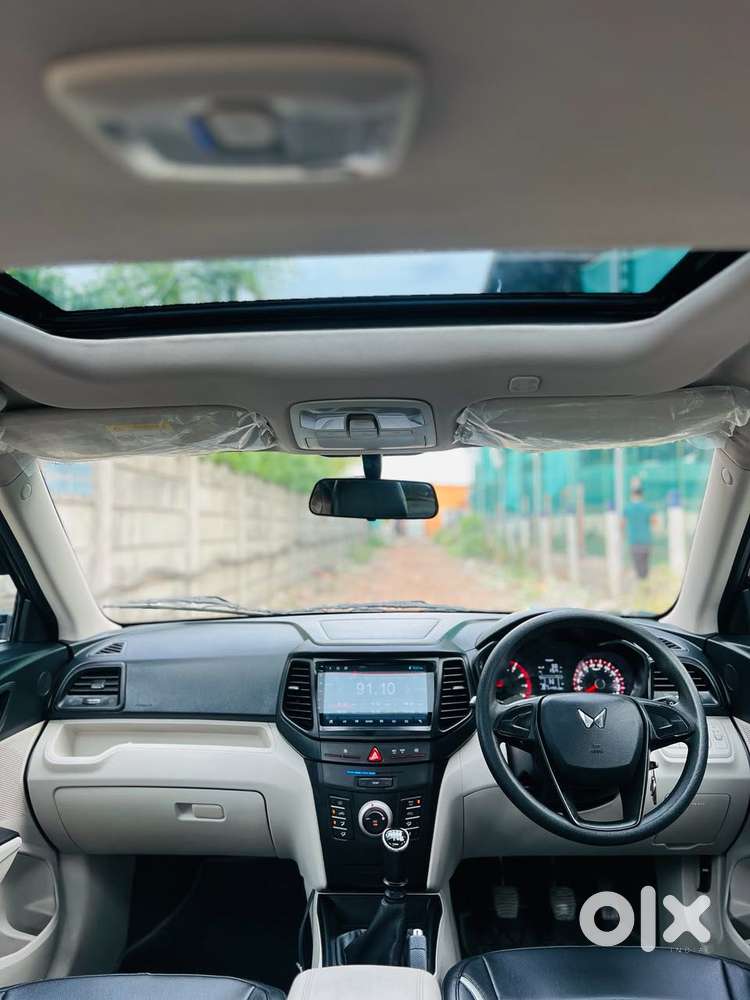 Mahindra Xuv300 W4, 2024, Petrol