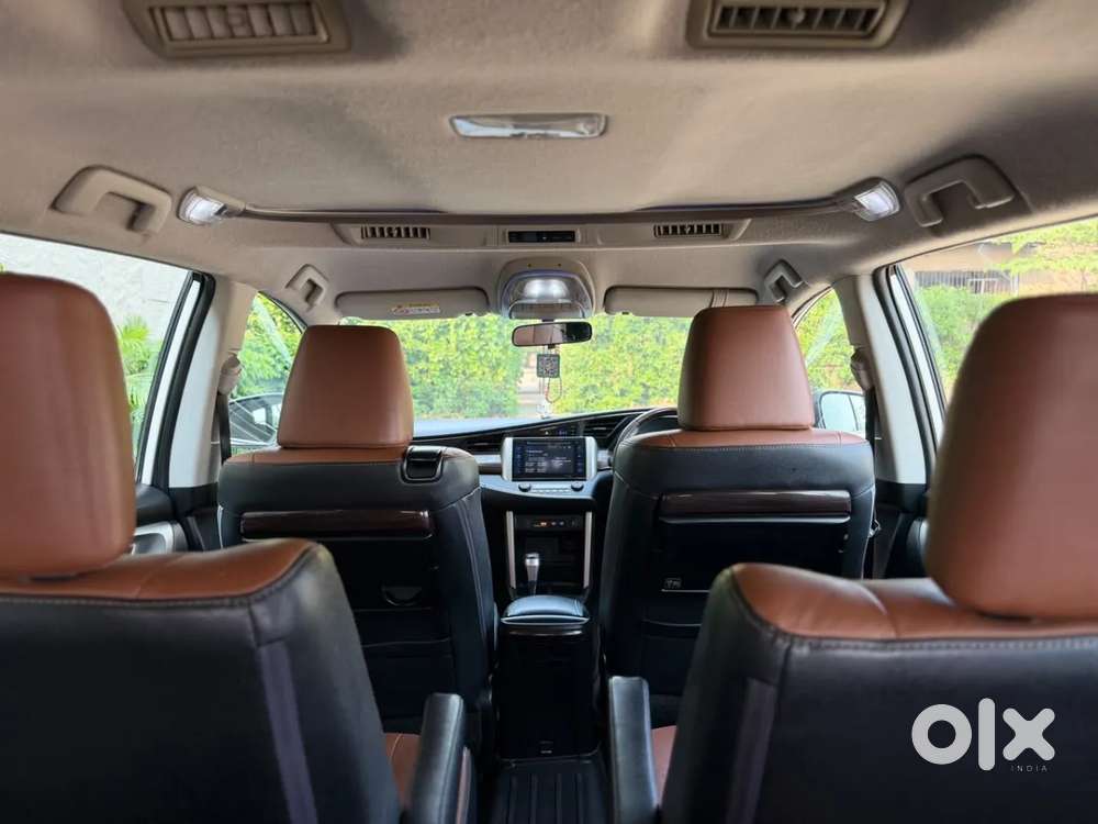 Toyota Innova Crysta 2.8 Zx At 7 Seater, 2019, Diesel